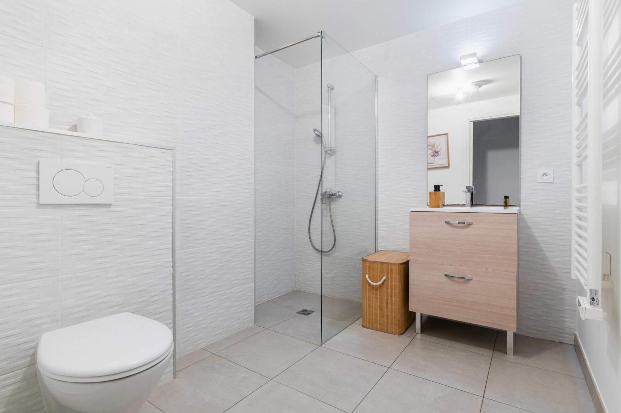 Appartement Lumineux Avec Terrasse Courbevoie - 4P - Flat-Guest Zewnętrze zdjęcie